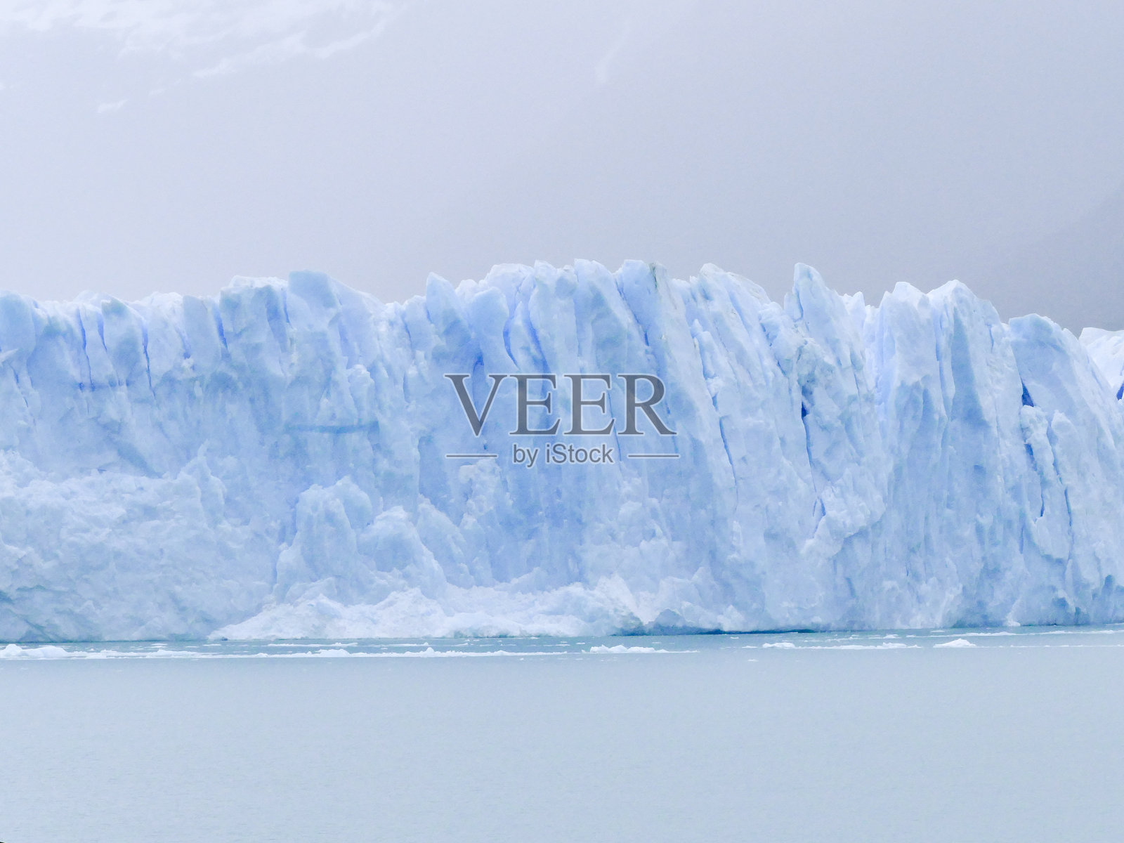 阿根廷的El Perito Moreno冰川位于巴塔哥尼亚的Los Glaciares国家公园照片摄影图片