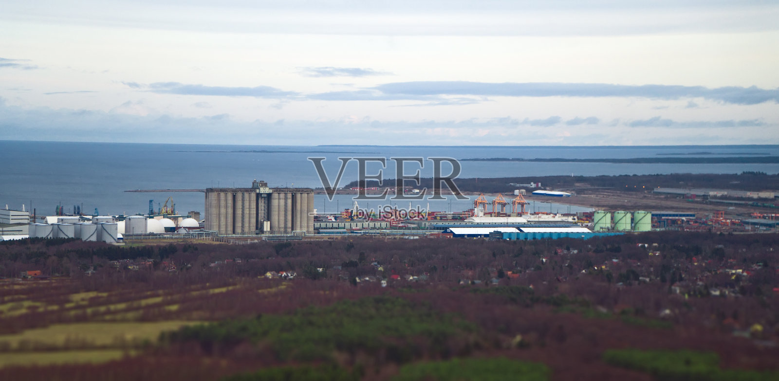 爱沙尼亚穆加港鸟瞰图。照片摄影图片