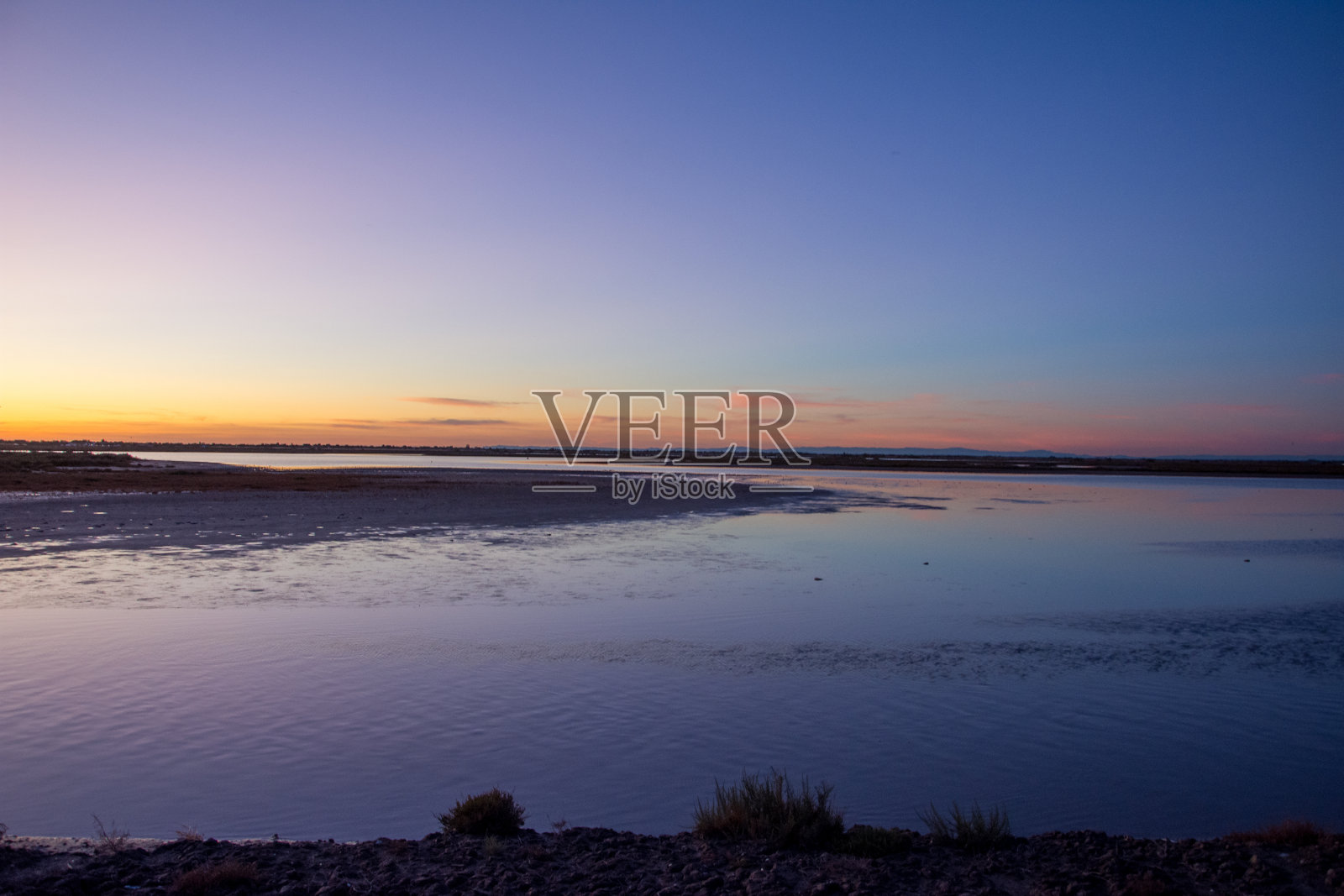 法国南部卡马尔格的风景。鸟类自然保护区照片摄影图片