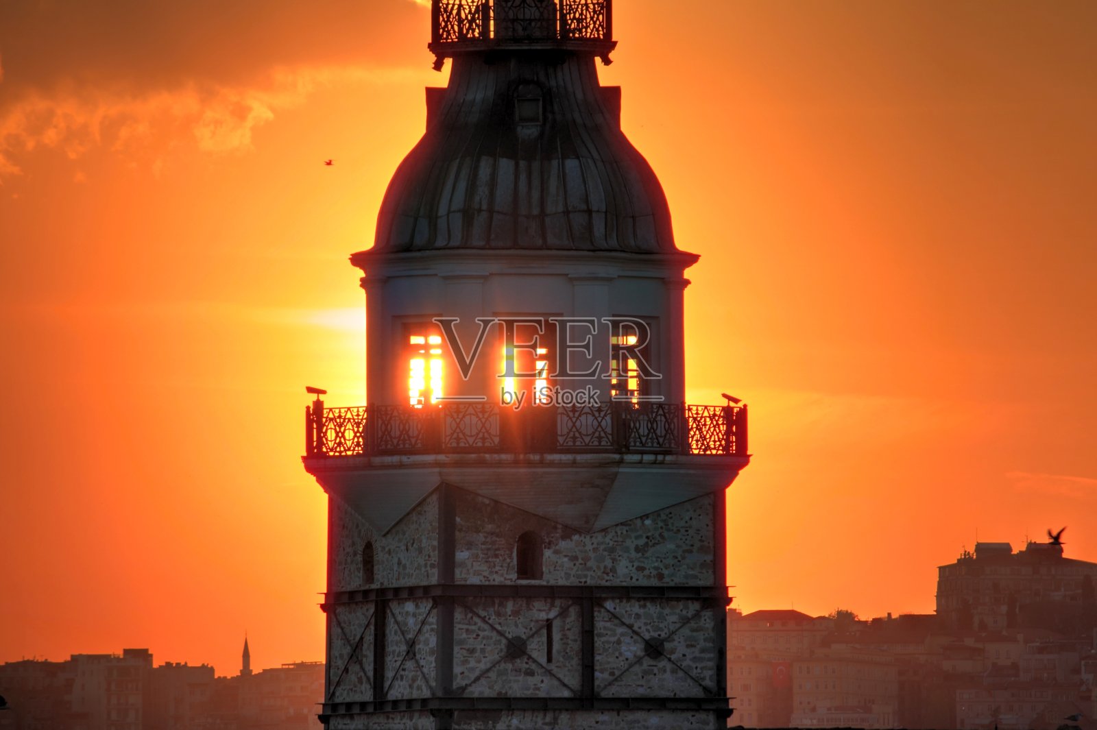 伊斯坦布尔的少女塔照片摄影图片