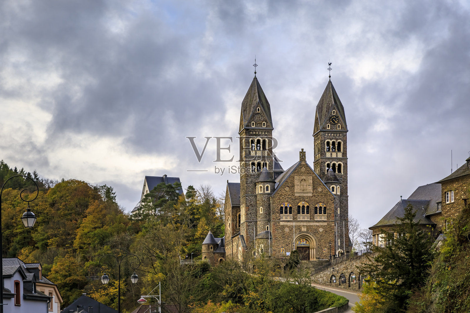 19世纪克莱沃修道院:卢森堡圣莫里斯和圣莫尔本笃会修道院照片摄影图片