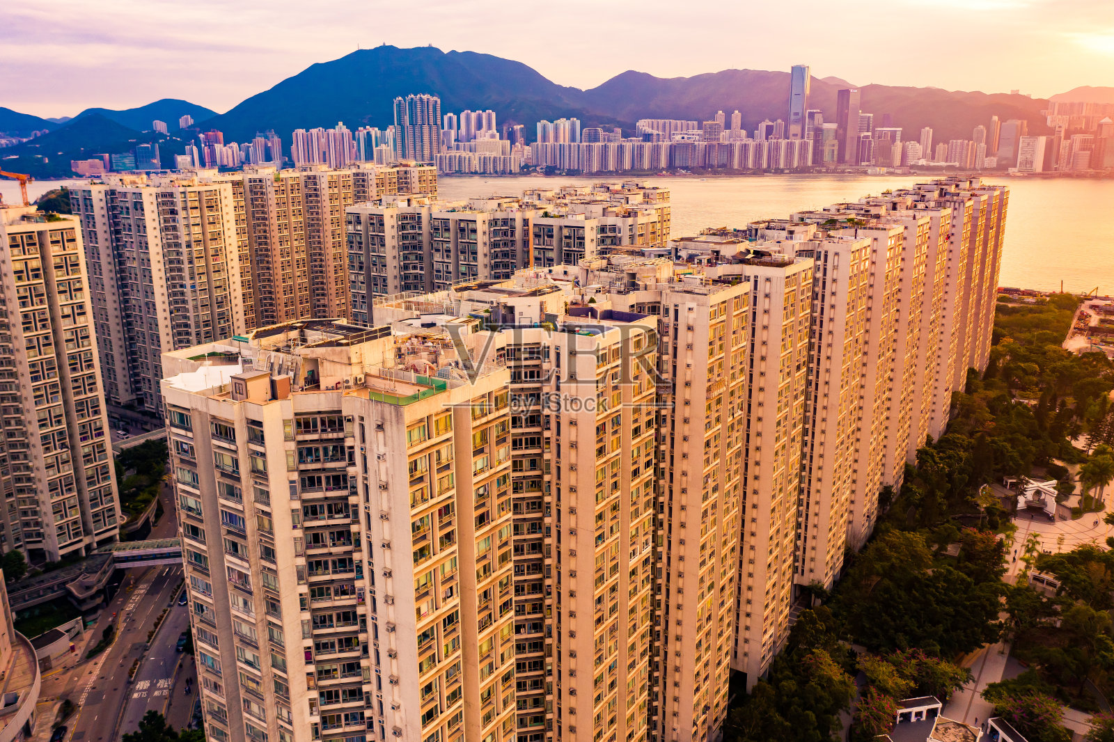 香港观塘的日落景色照片摄影图片