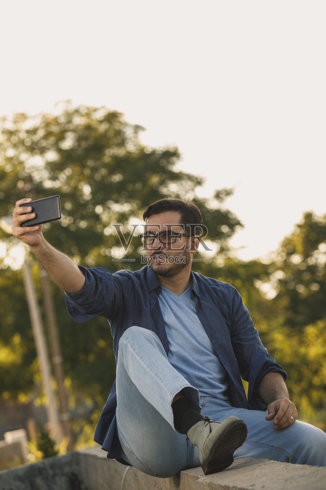 留念的自拍照照片摄影图片