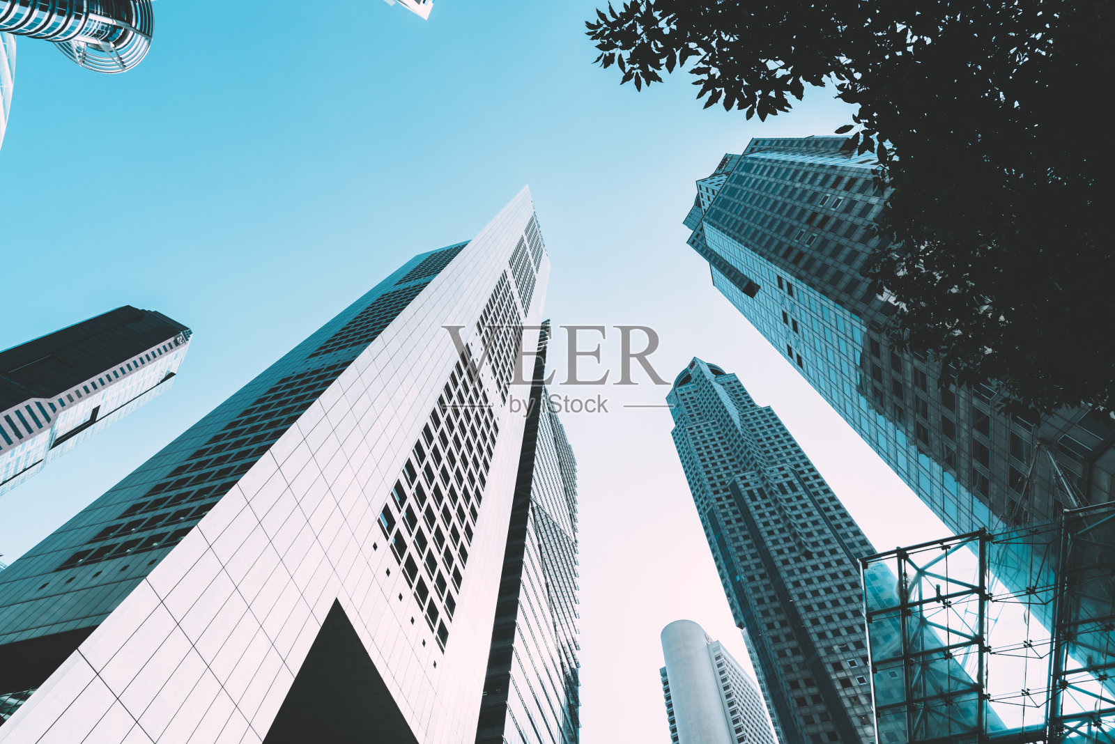 现代化商业摩天大楼建筑照片摄影图片