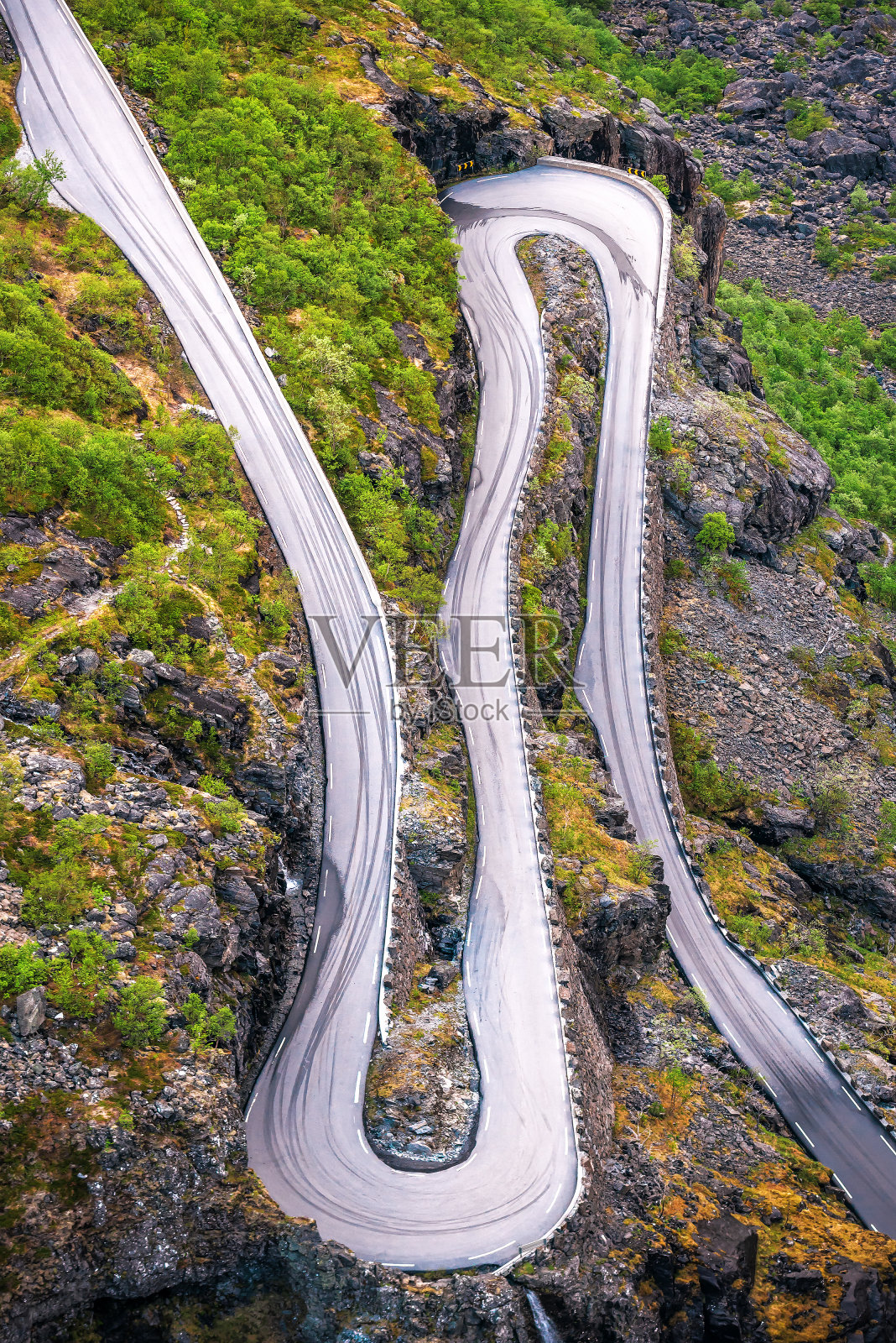 蜿蜒的道路蜿蜒的照片摄影图片