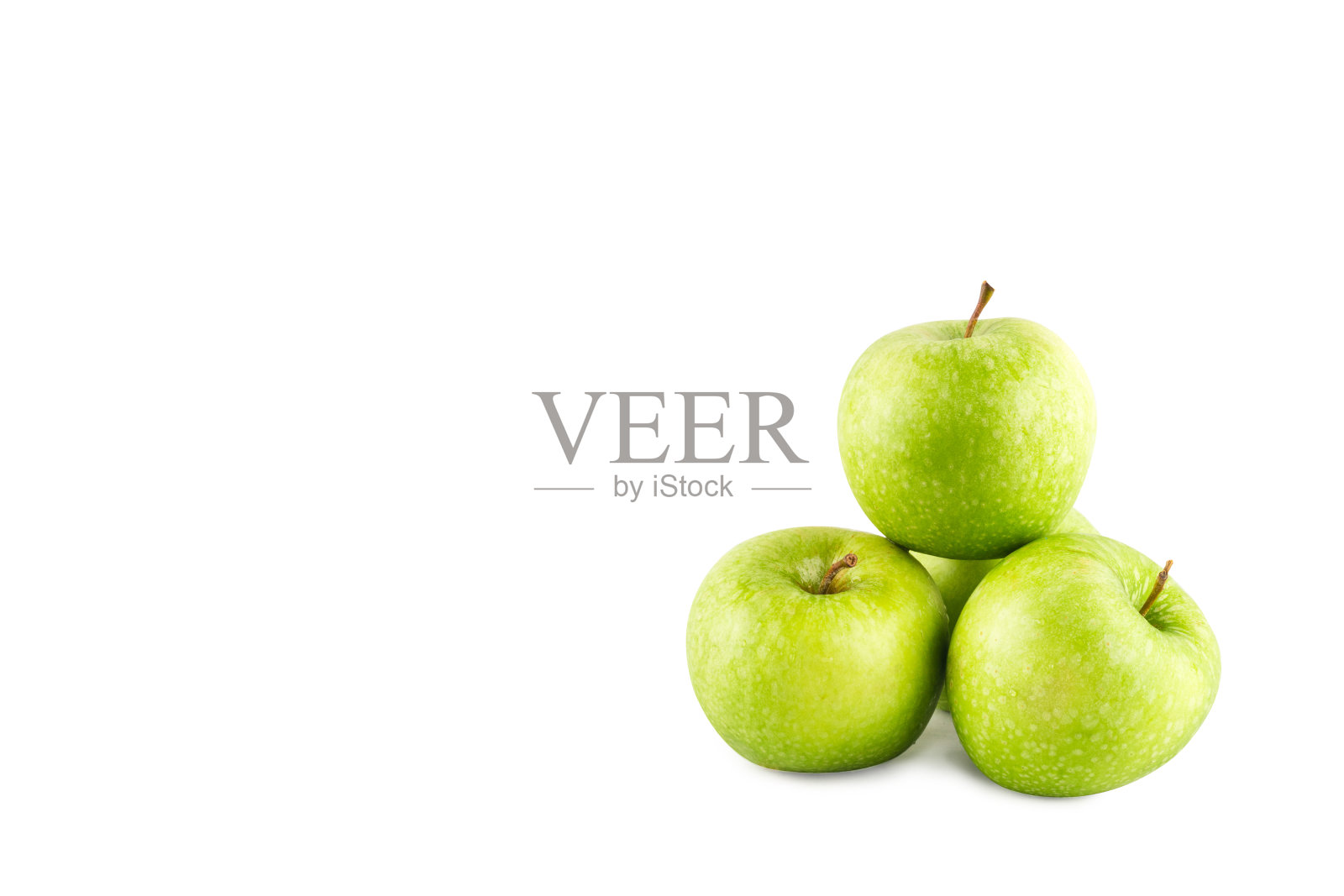 成熟青苹果组在白色背景水果上分离农用食品照片摄影图片