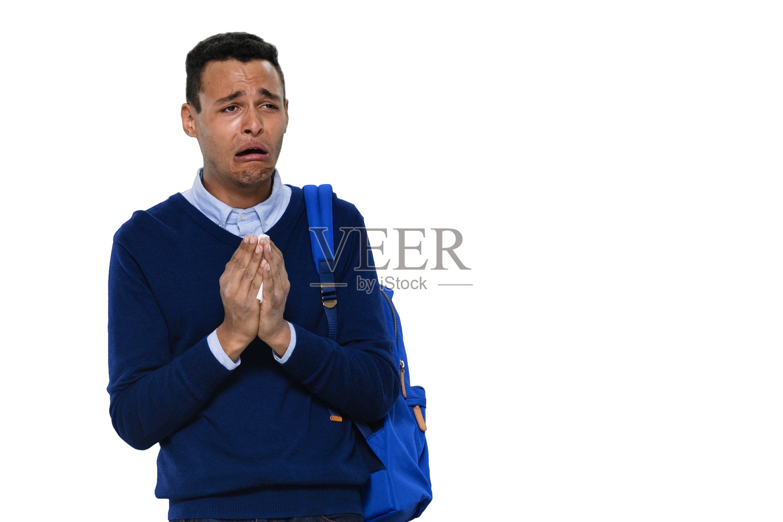 穿裤子站立的Z世代年轻男性照片摄影图片