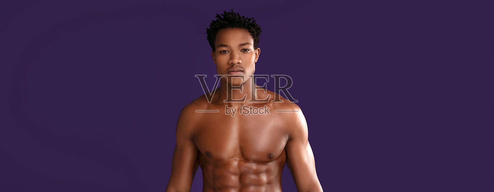 适合的非洲人躯干。照片摄影图片