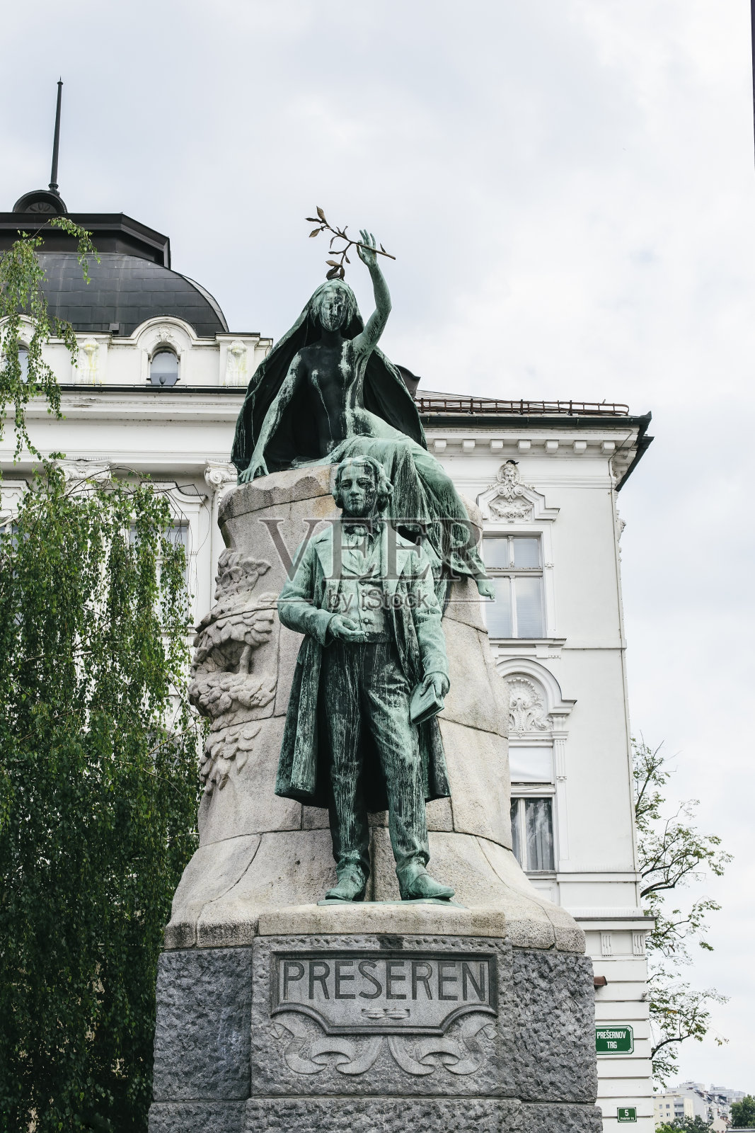 斯洛文尼亚卢布尔雅那的纪念碑照片摄影图片