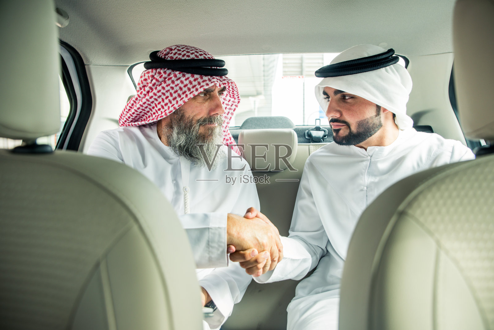 迪拜的商人照片摄影图片