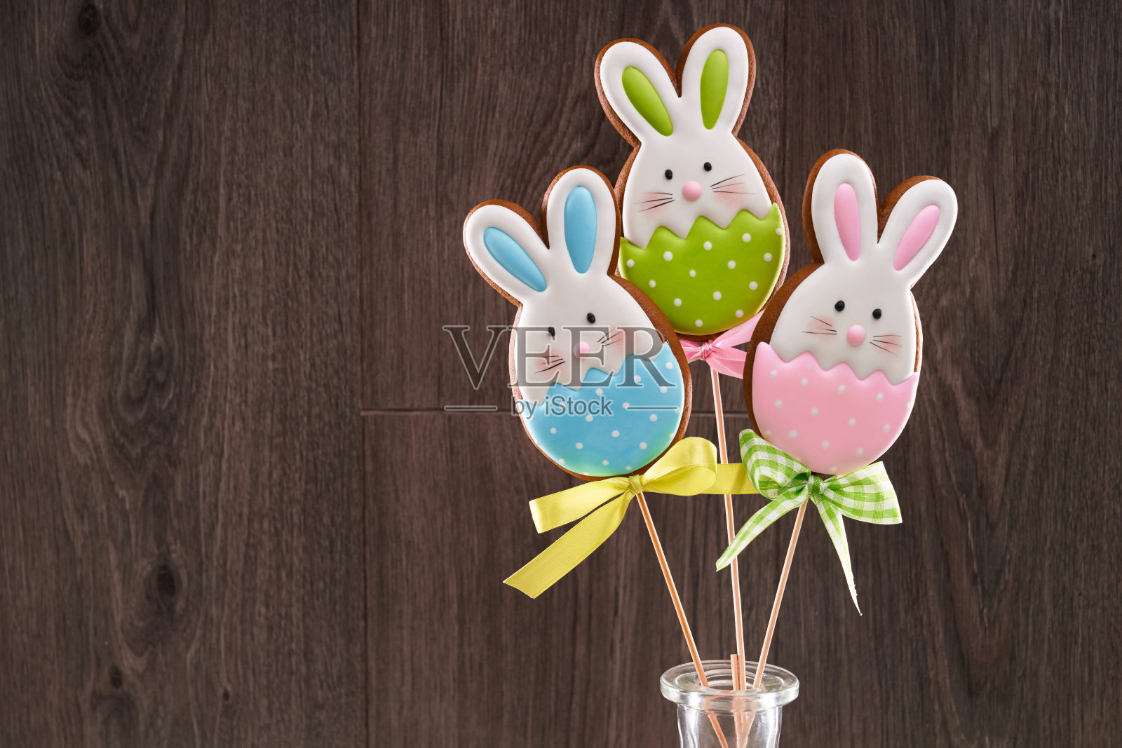 复活节姜饼。照片摄影图片