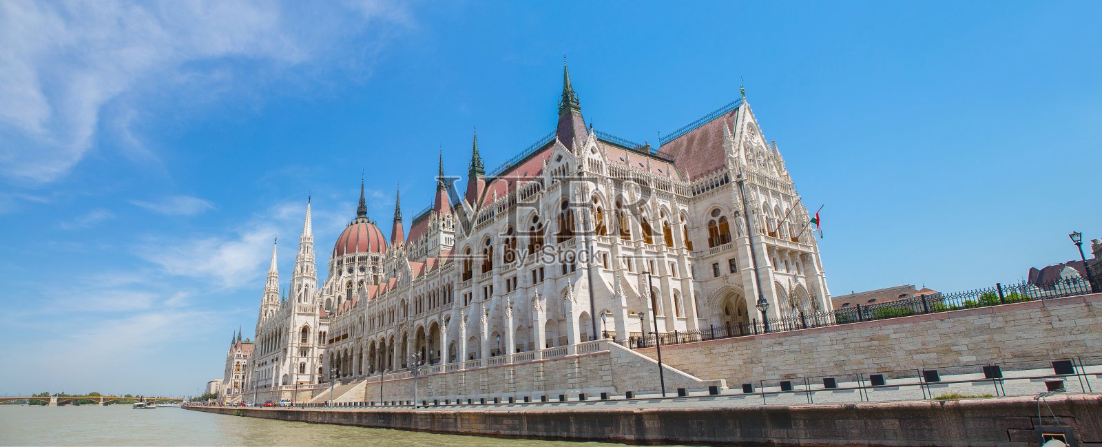 匈牙利布达佩斯议会大厦全景图照片摄影图片