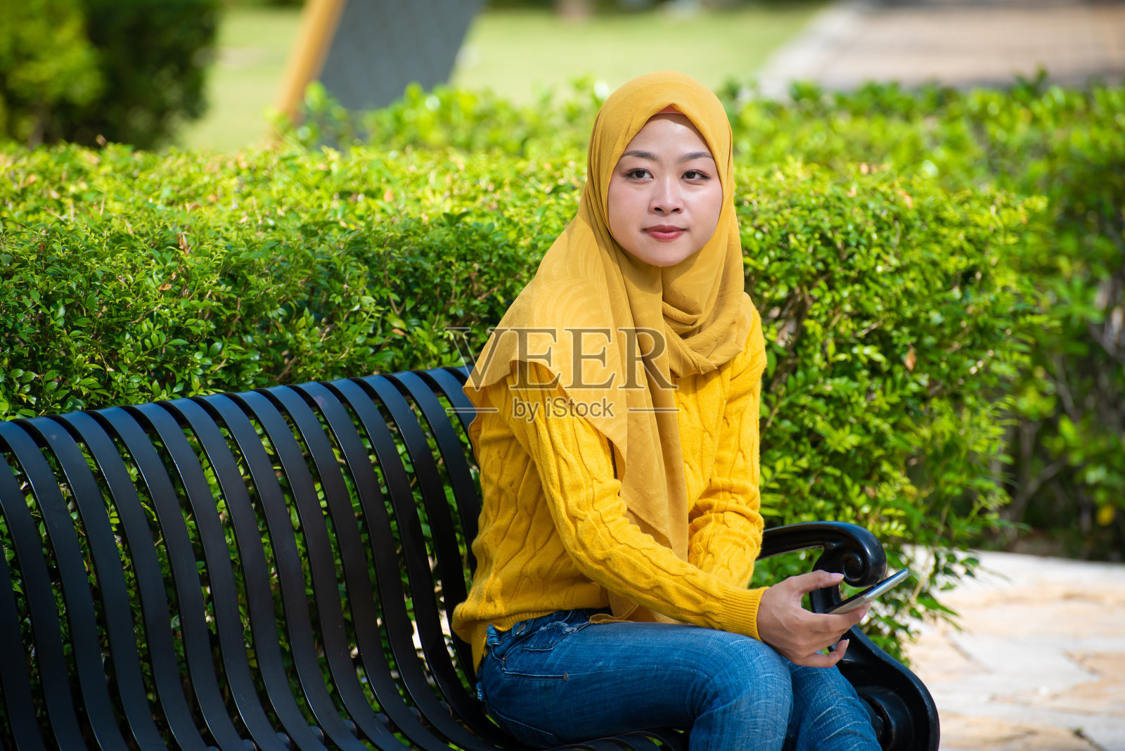 美丽的穆斯林妇女的肖像照片摄影图片