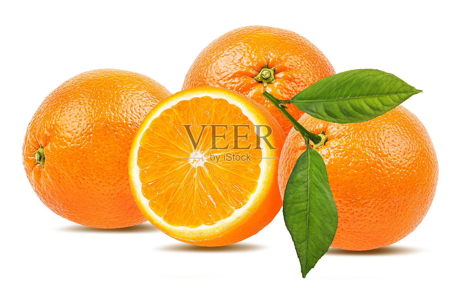 橙色与叶子孤立的白色背景与修剪路径照片摄影图片