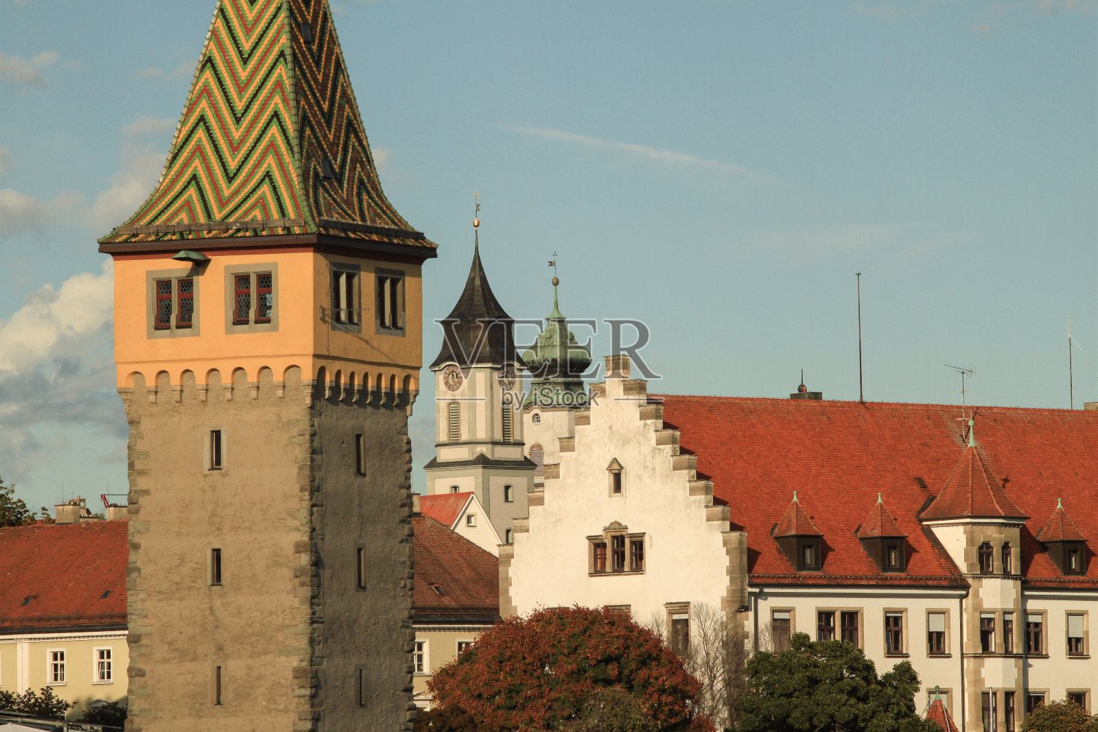 聚焦林道地标照片摄影图片
