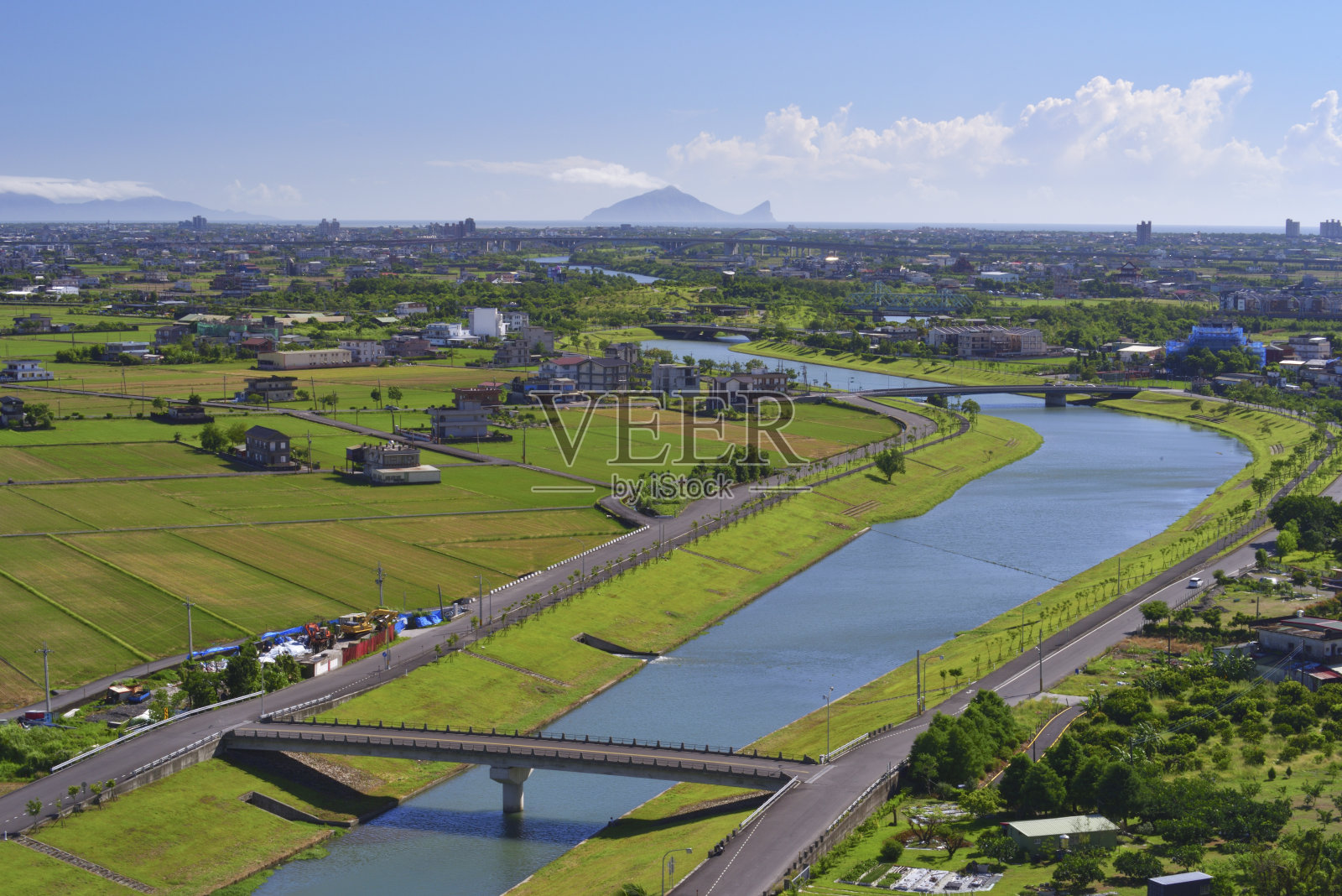 农田鸟瞰图照片摄影图片