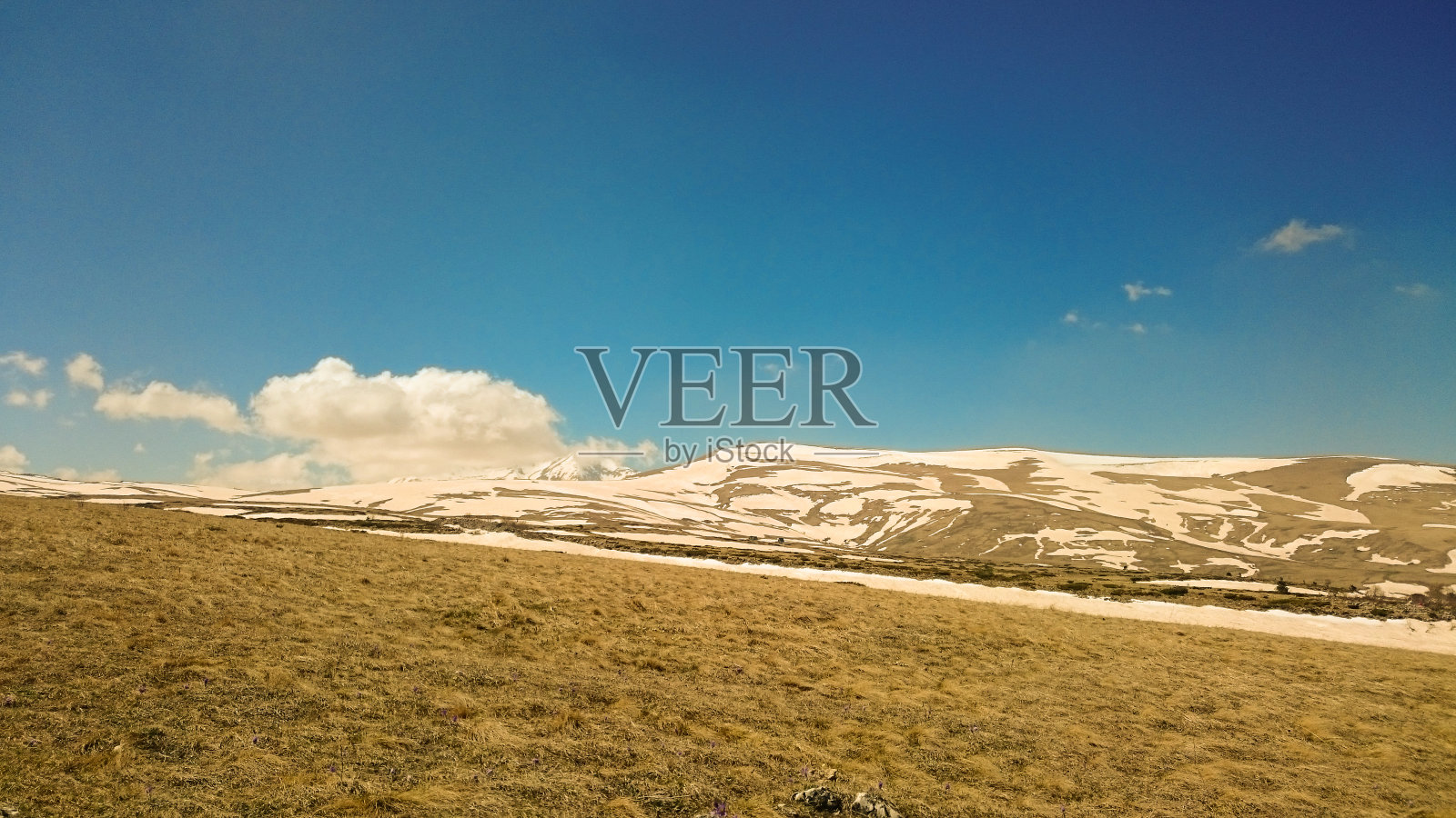 在乔治亚州的高山上,雪永远不会融化照片摄影图片