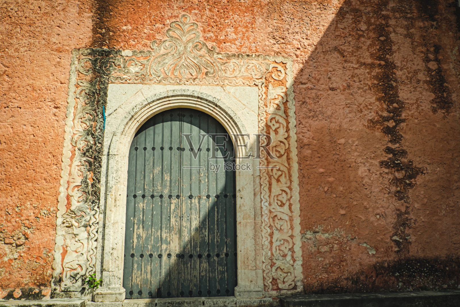 墨西哥尤卡坦梅里达古老教堂照片摄影图片