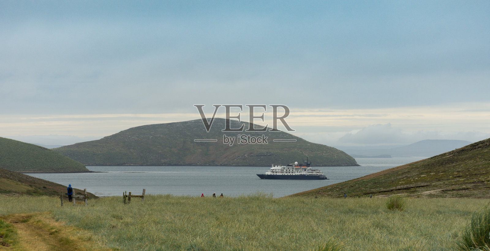 异乡之家照片摄影图片