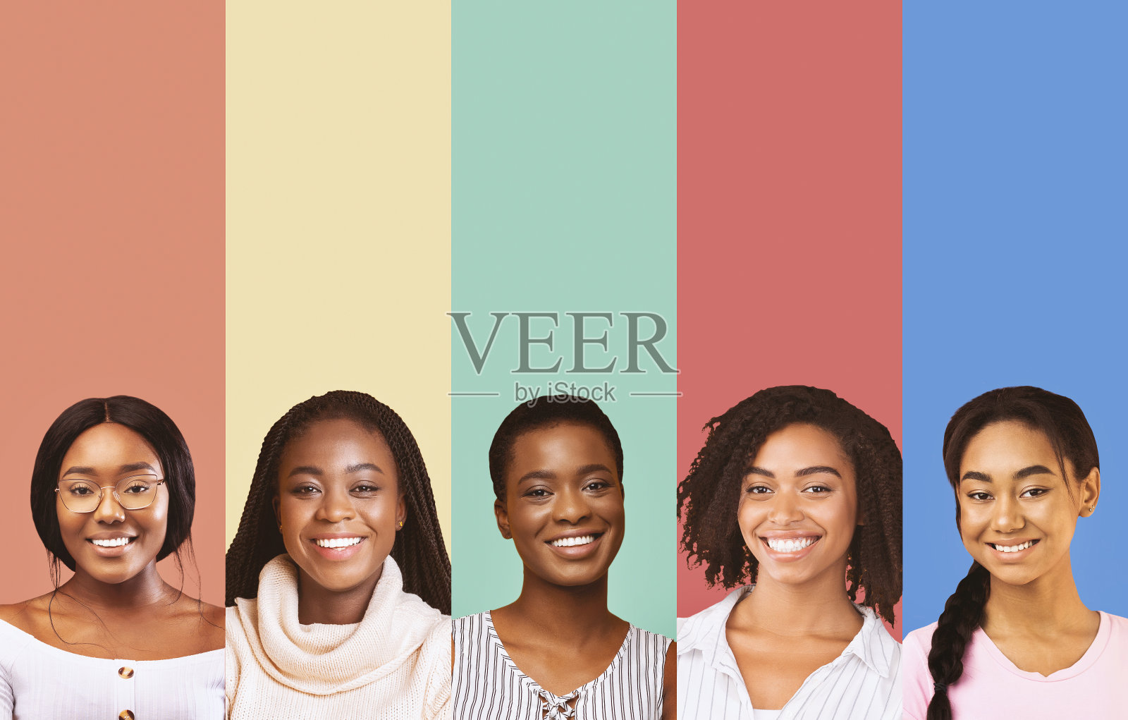 美丽的黑人女士在彩色的工作室背景的合成图片照片摄影图片