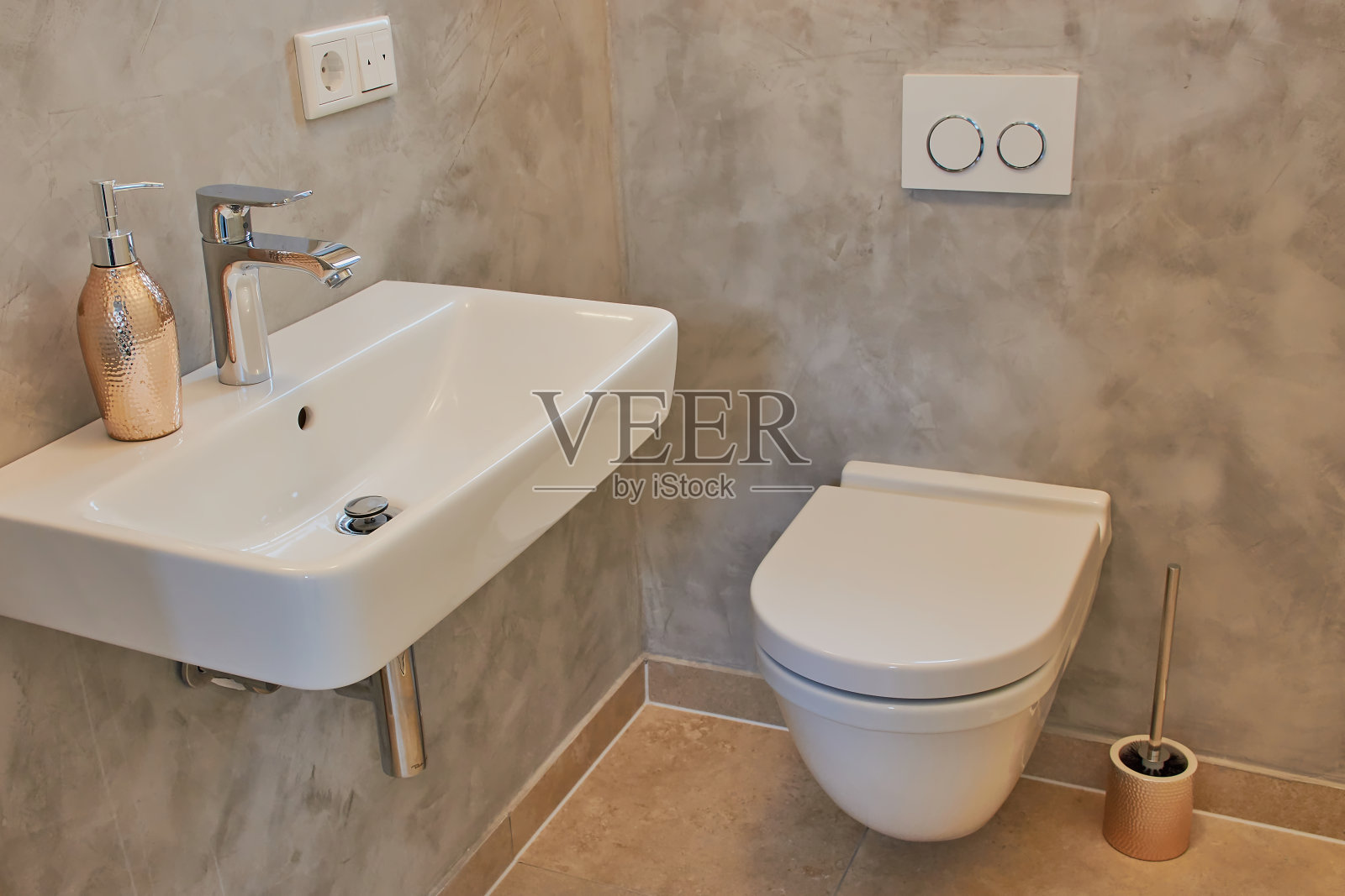 客人用厕所和水槽照片摄影图片