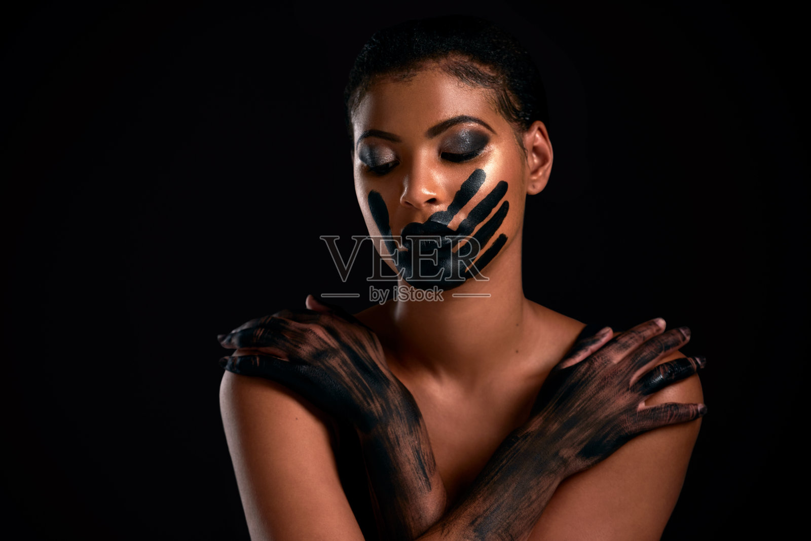 一个虐待的例子就太多了照片摄影图片