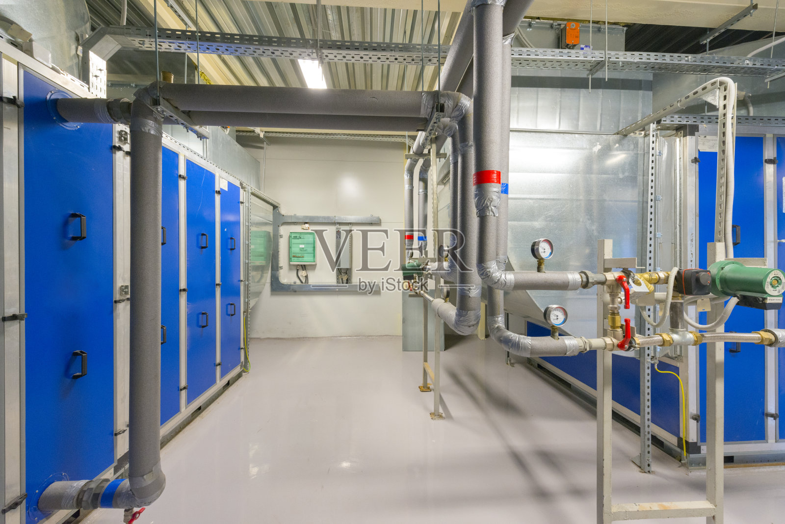 电柜。工业电气开关面板。照片摄影图片