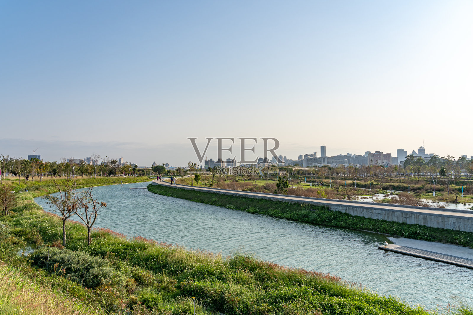 台中中央公园位于水南经贸区内。台湾省台中市西屯区照片摄影图片