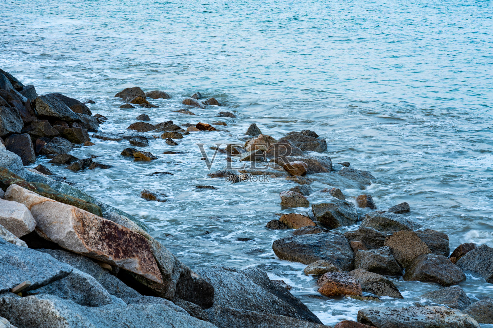 日落蓝小时汕头市海滨风光照片摄影图片
