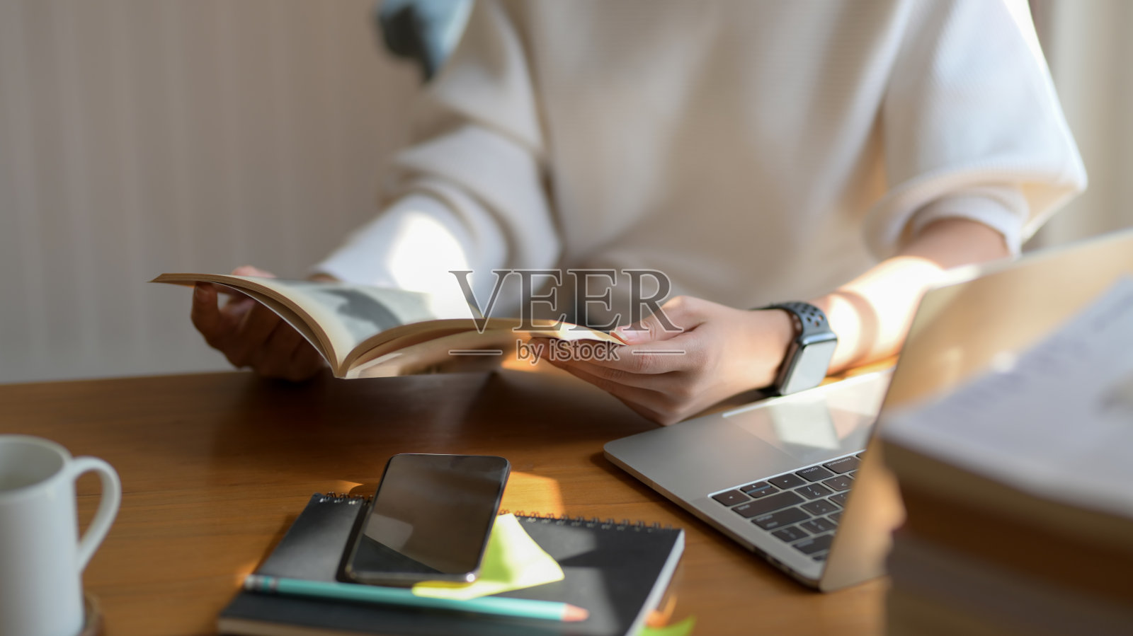 顶视图的最小夏季概念与冰棒和拷贝空间照片摄影图片
