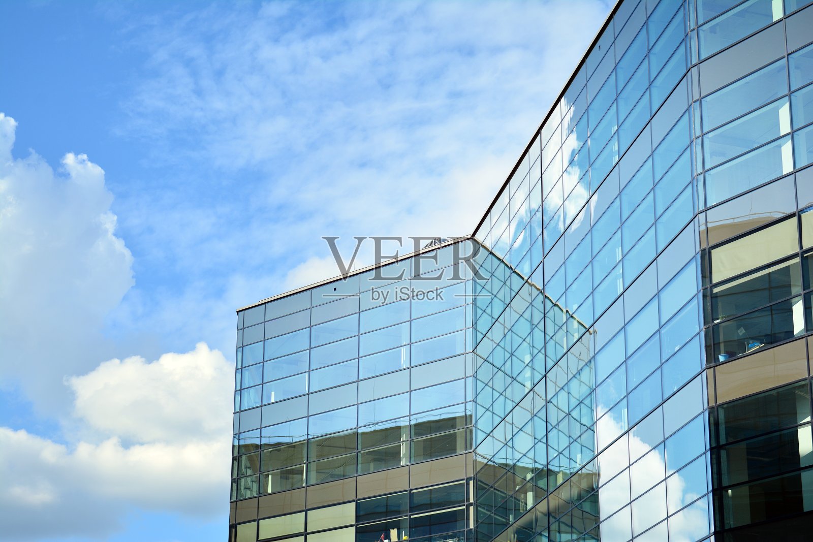 城市抽象背景,现代玻璃幕墙细节,办公商务建筑。照片摄影图片