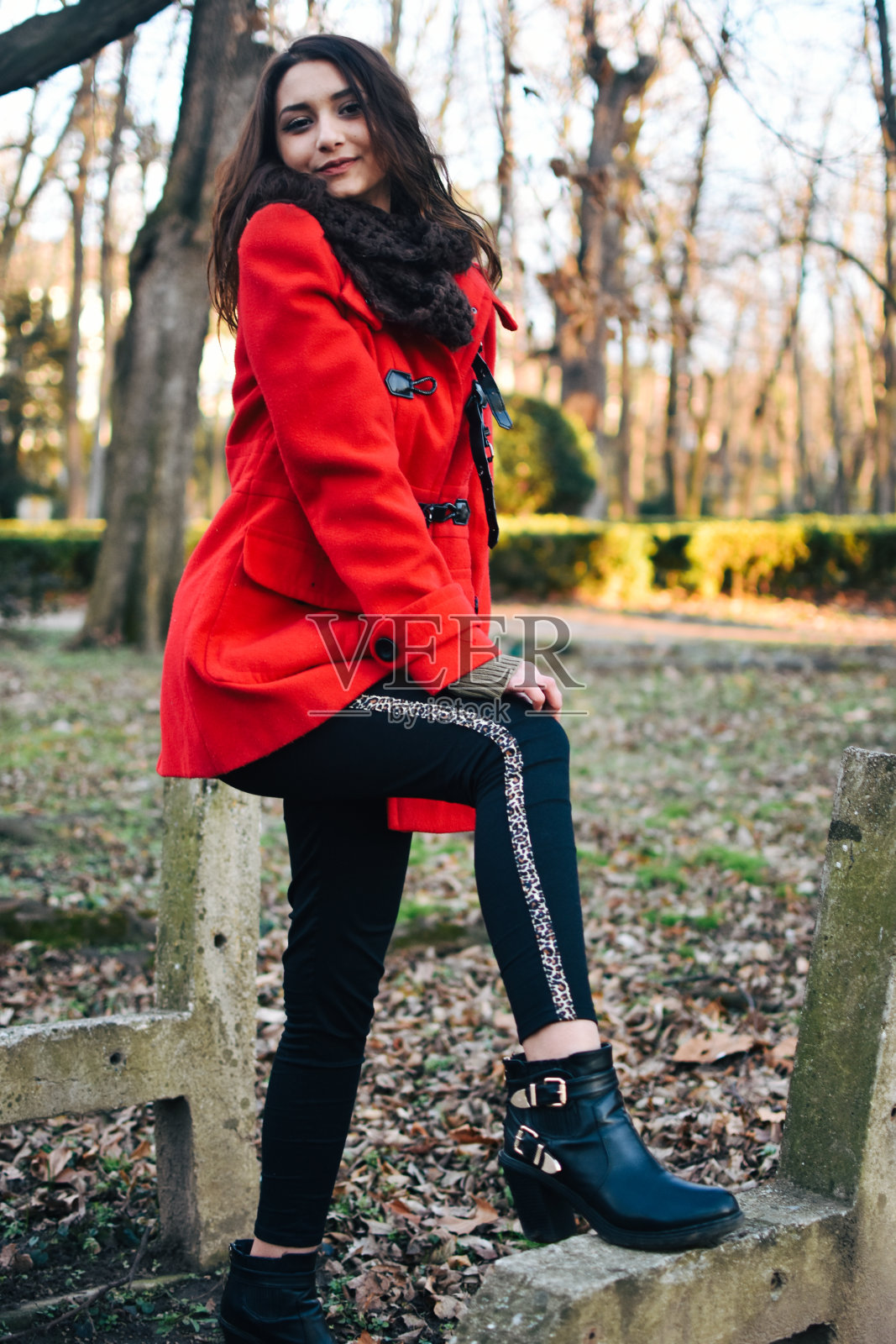 美丽的白人女子照片摄影图片