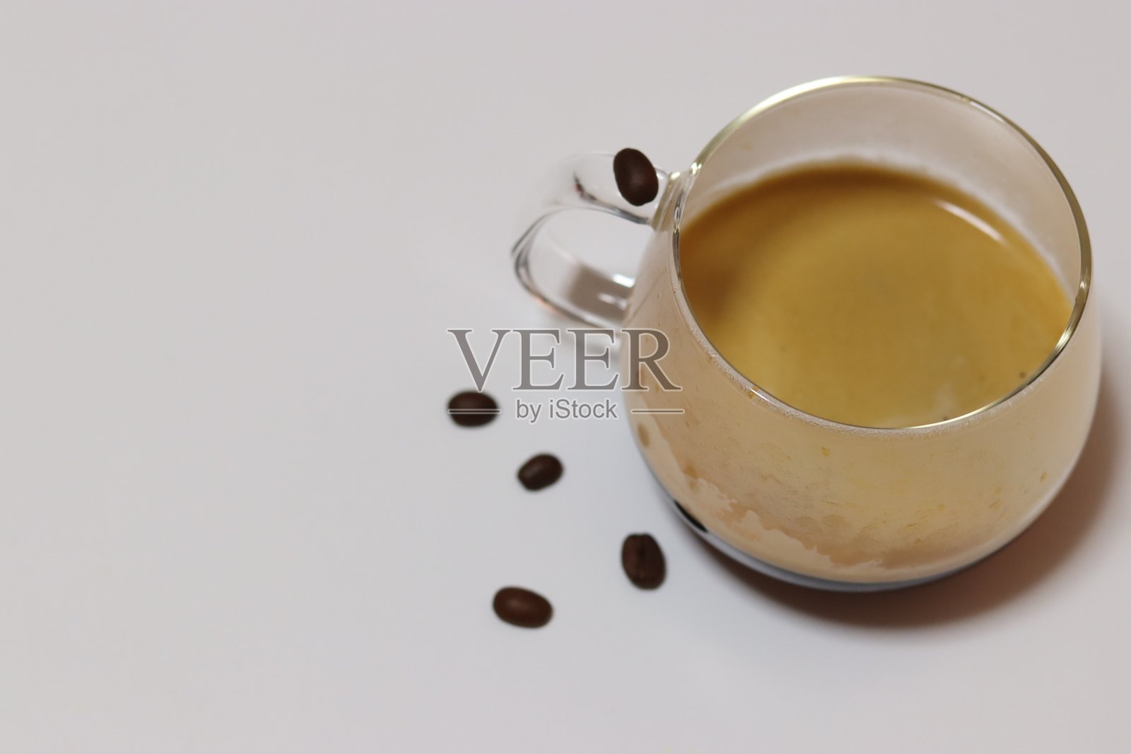 咖啡和咖啡豆。照片摄影图片