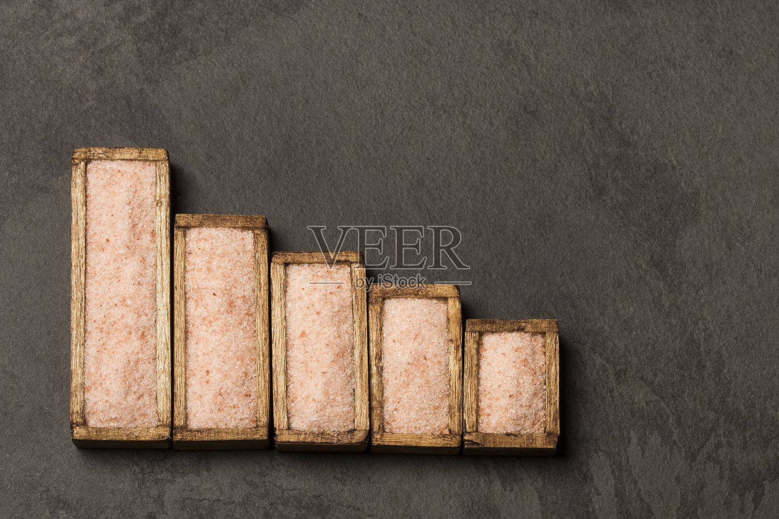 喜马拉雅山粉海盐消费销售统计表照片摄影图片