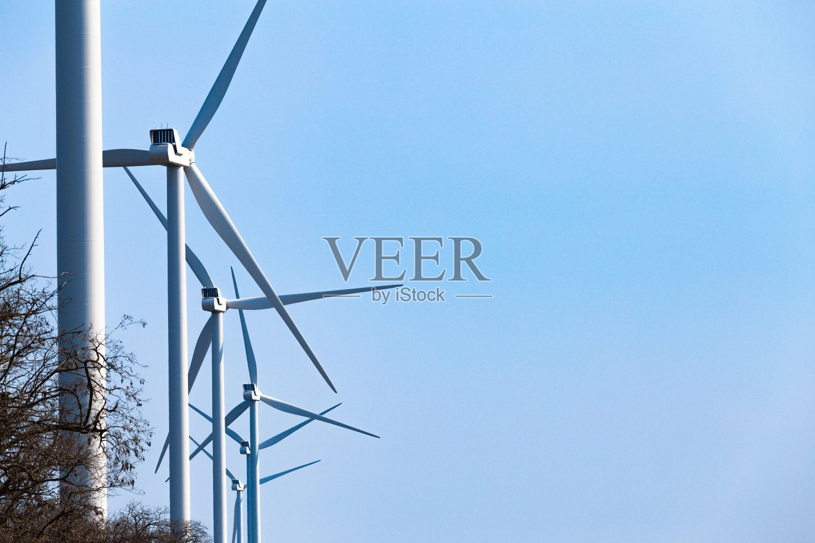 风力涡轮机是生态电源。未来的想法照片摄影图片