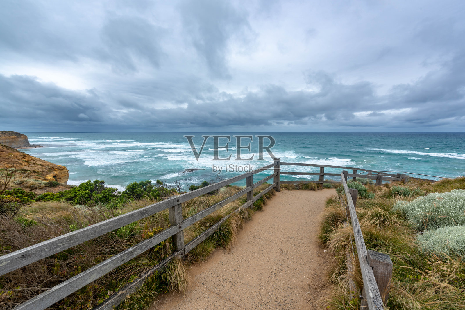十二使徒海洋国家公园,位于澳大利亚维多利亚州的大洋路照片摄影图片