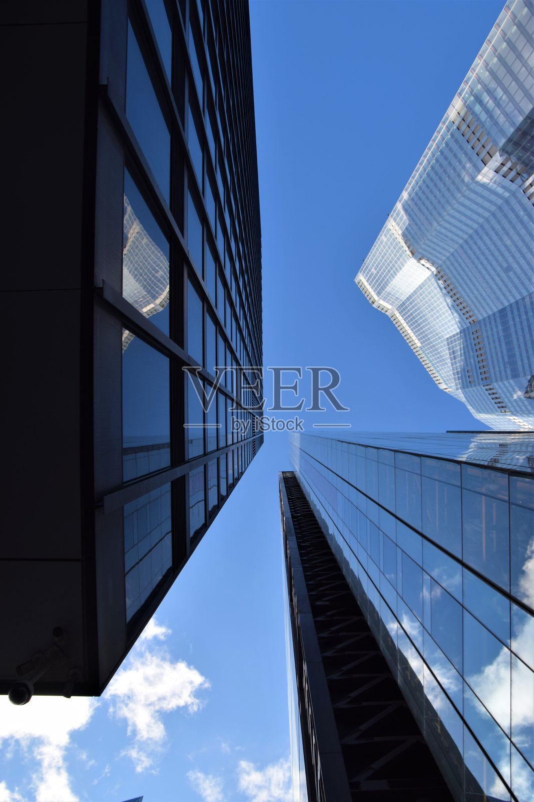 公司建筑和建筑从下面看照片摄影图片