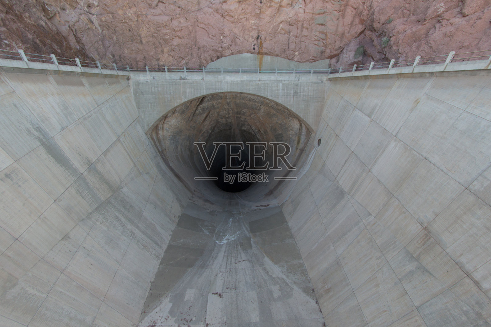 内华达胡佛大坝的大排洪口照片摄影图片