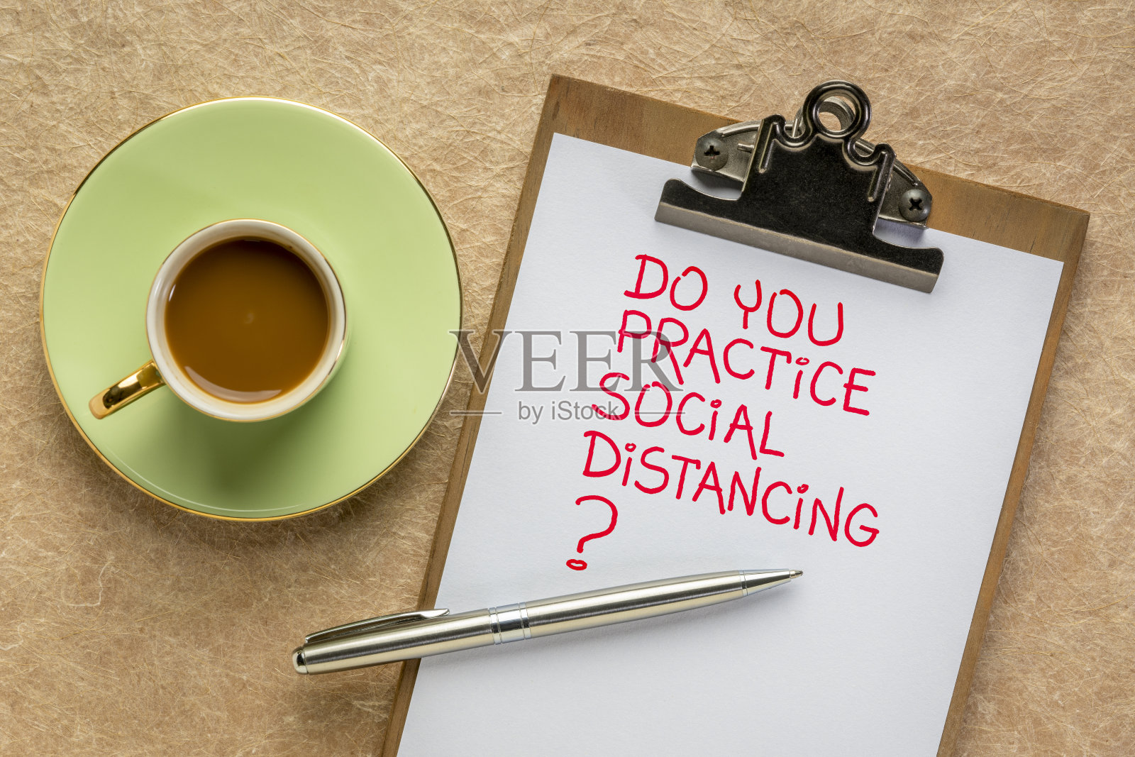 你有保持社交距离吗?照片摄影图片