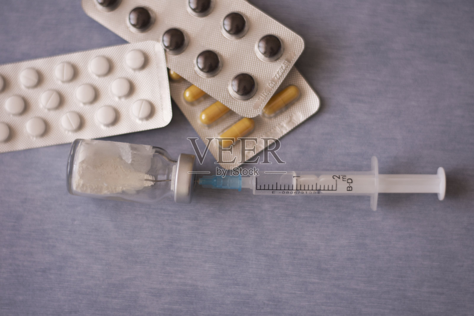 COVID-19疫苗和药物照片摄影图片