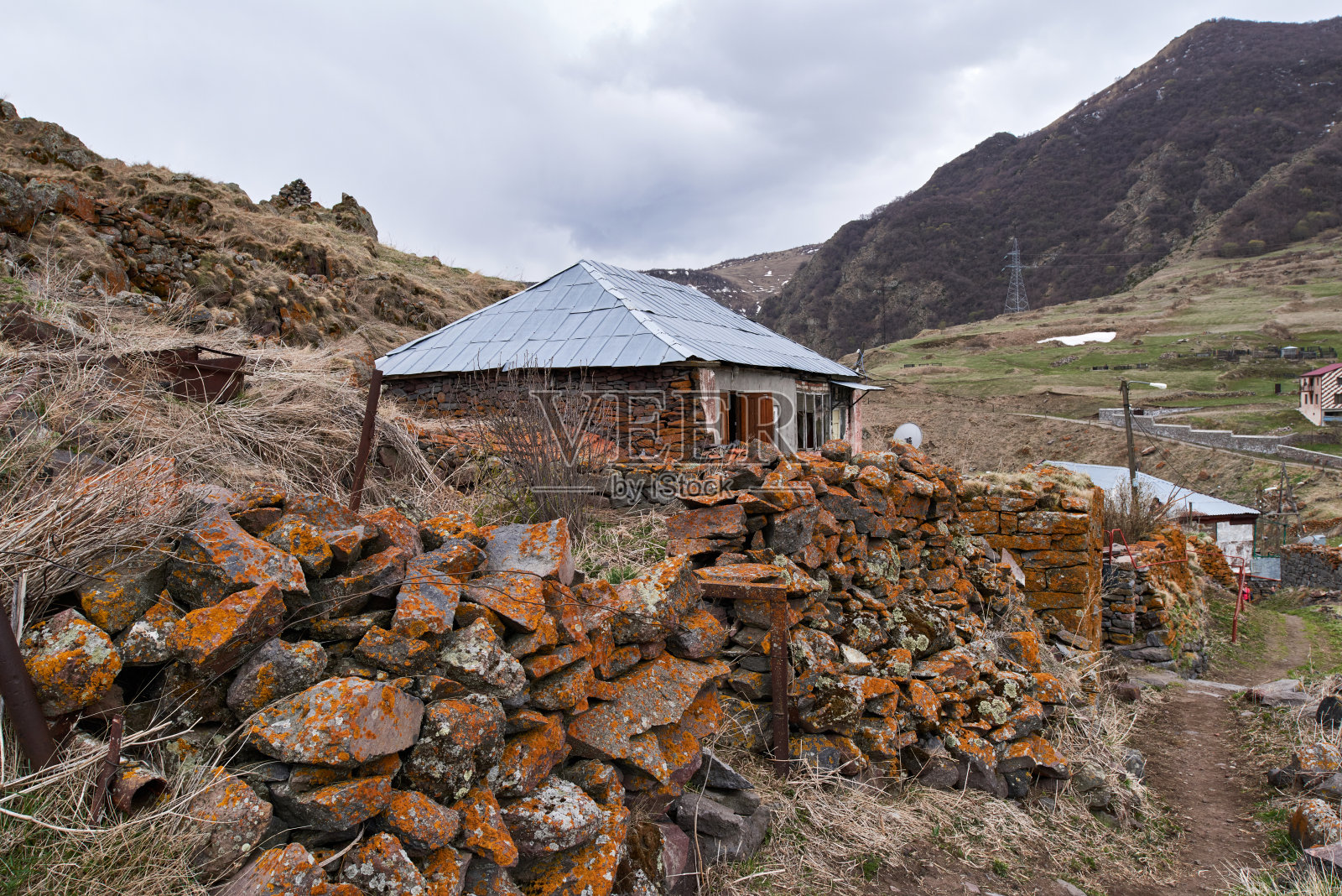 Tedo - -格鲁吉亚Kazbegi市steantsminda社区的一个村庄,位于Dariali山谷照片摄影图片