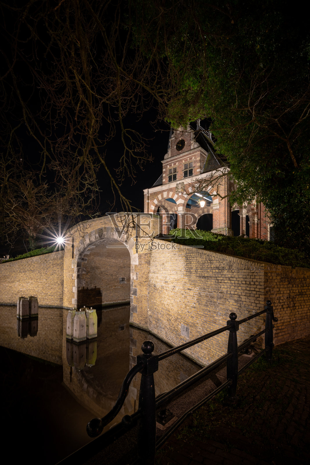 荷兰弗里斯兰斯克的水港照片摄影图片