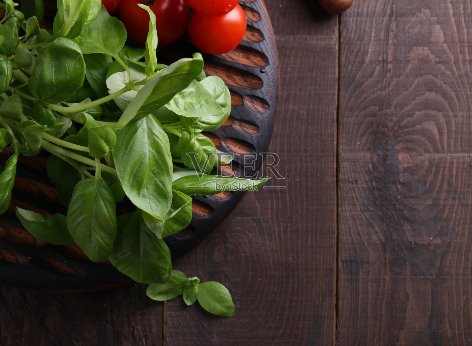 新鲜有机绿色罗勒照片摄影图片