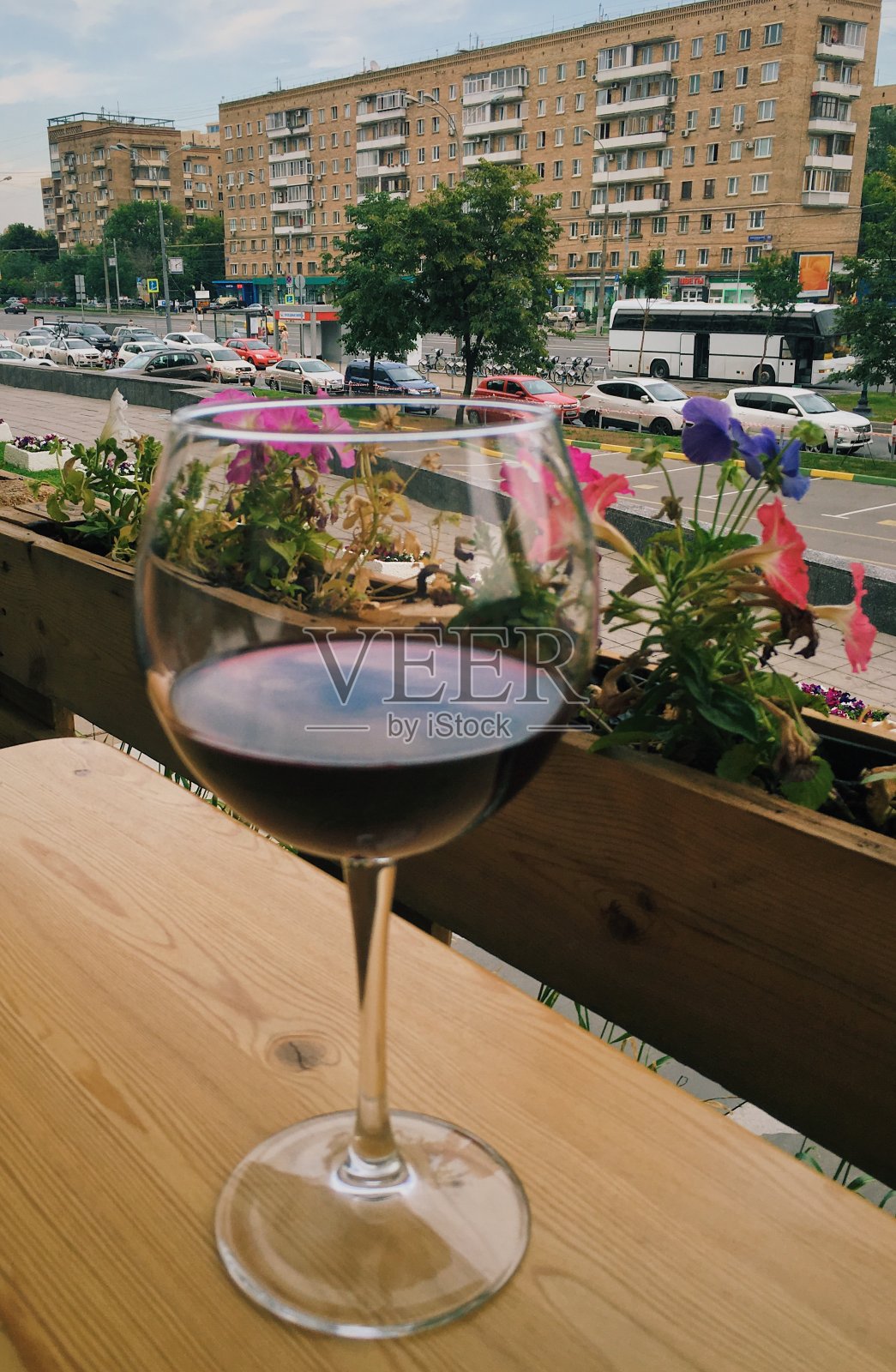 酒杯照片摄影图片