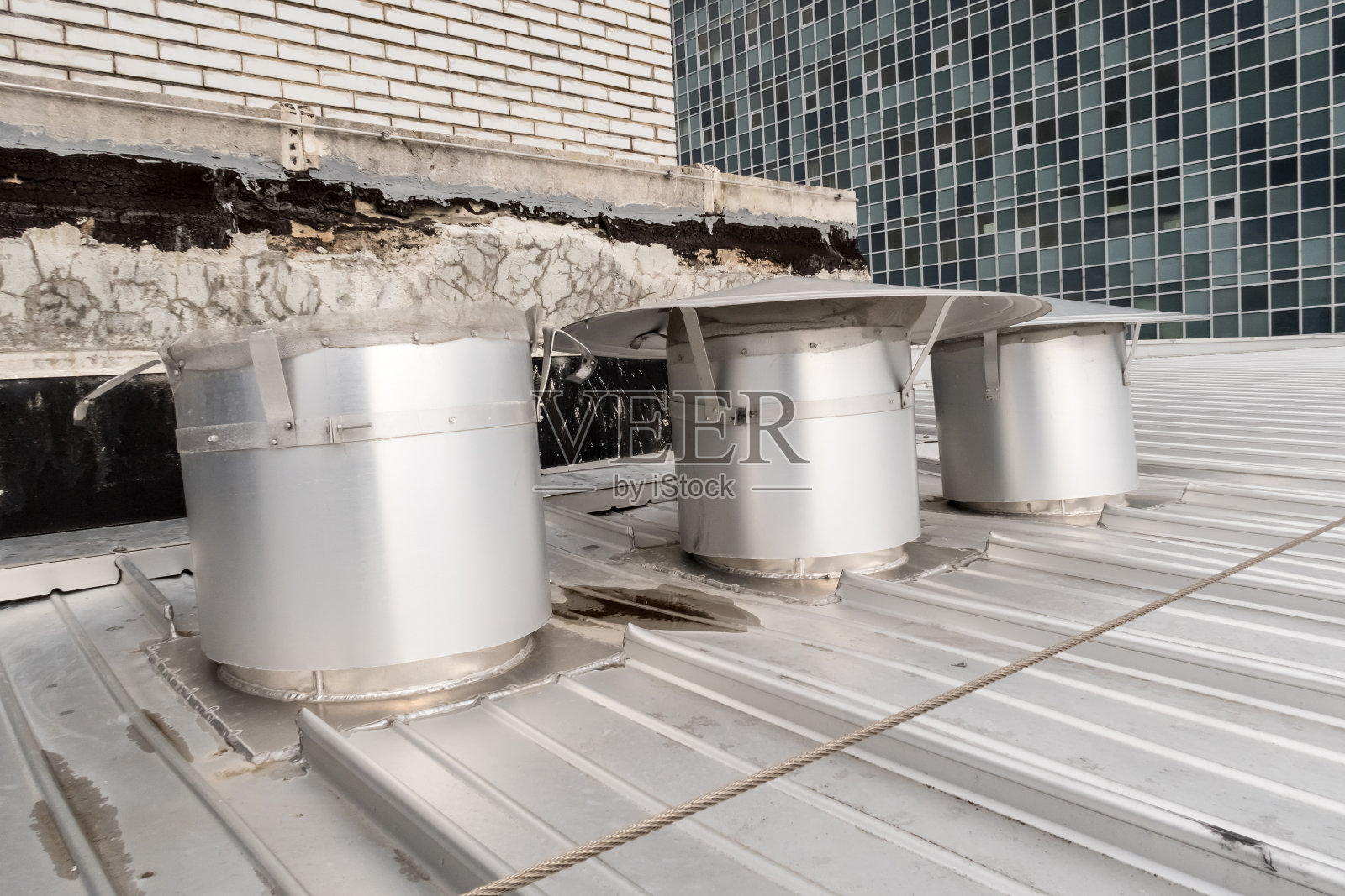 小通风烟囱照片摄影图片