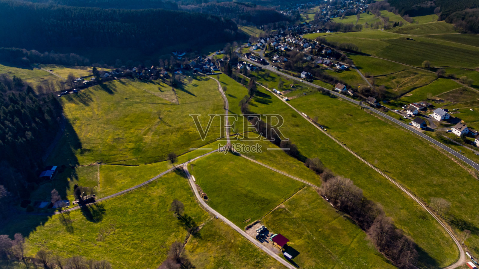 德国北威州西格尔兰地区东部的一个乡村照片摄影图片