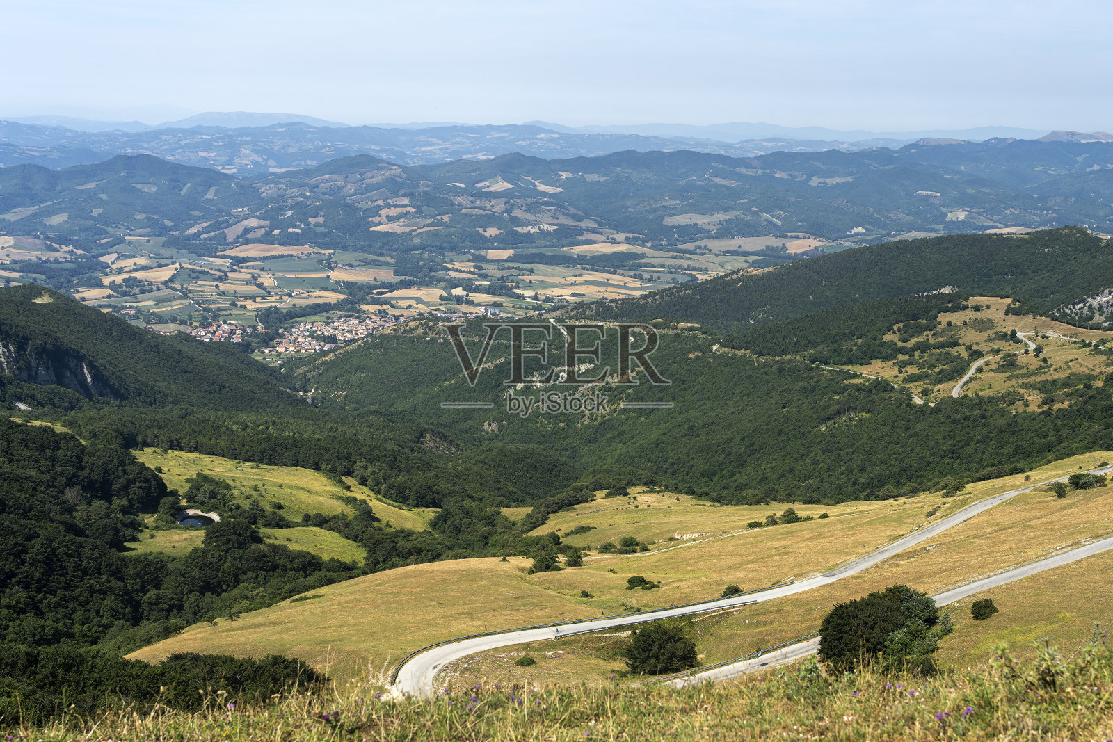 风景靠近蒙特库科,马奇,意大利照片摄影图片