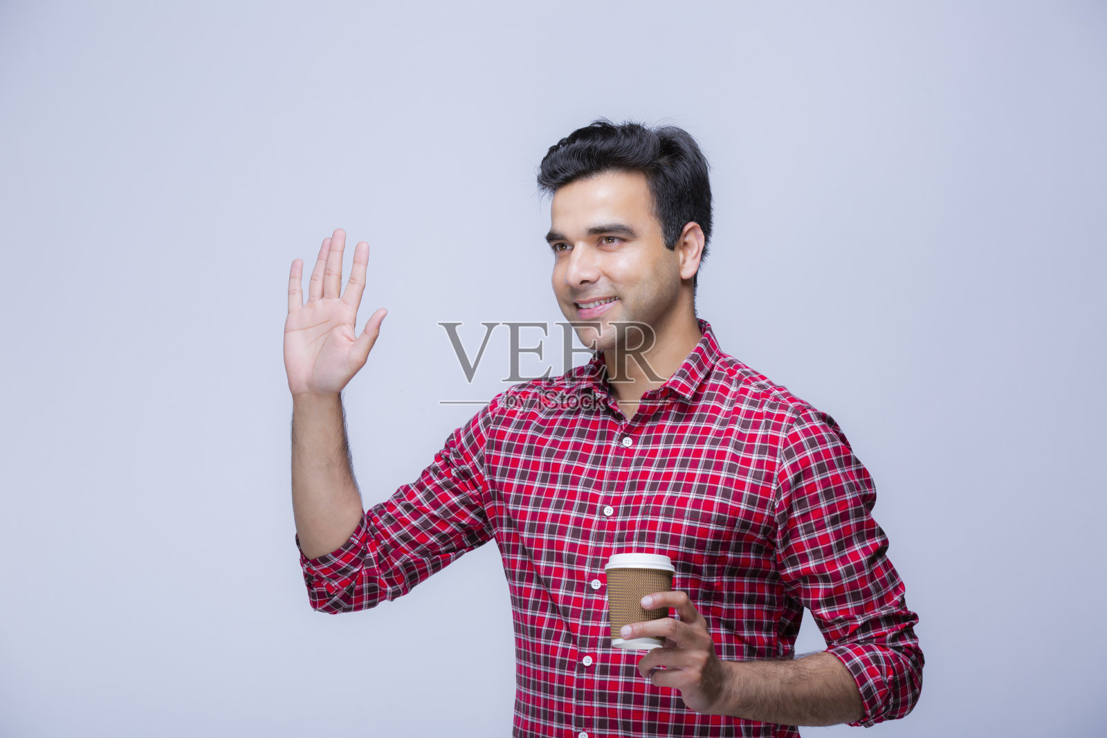 白色背景下的快乐男人画像照片照片摄影图片