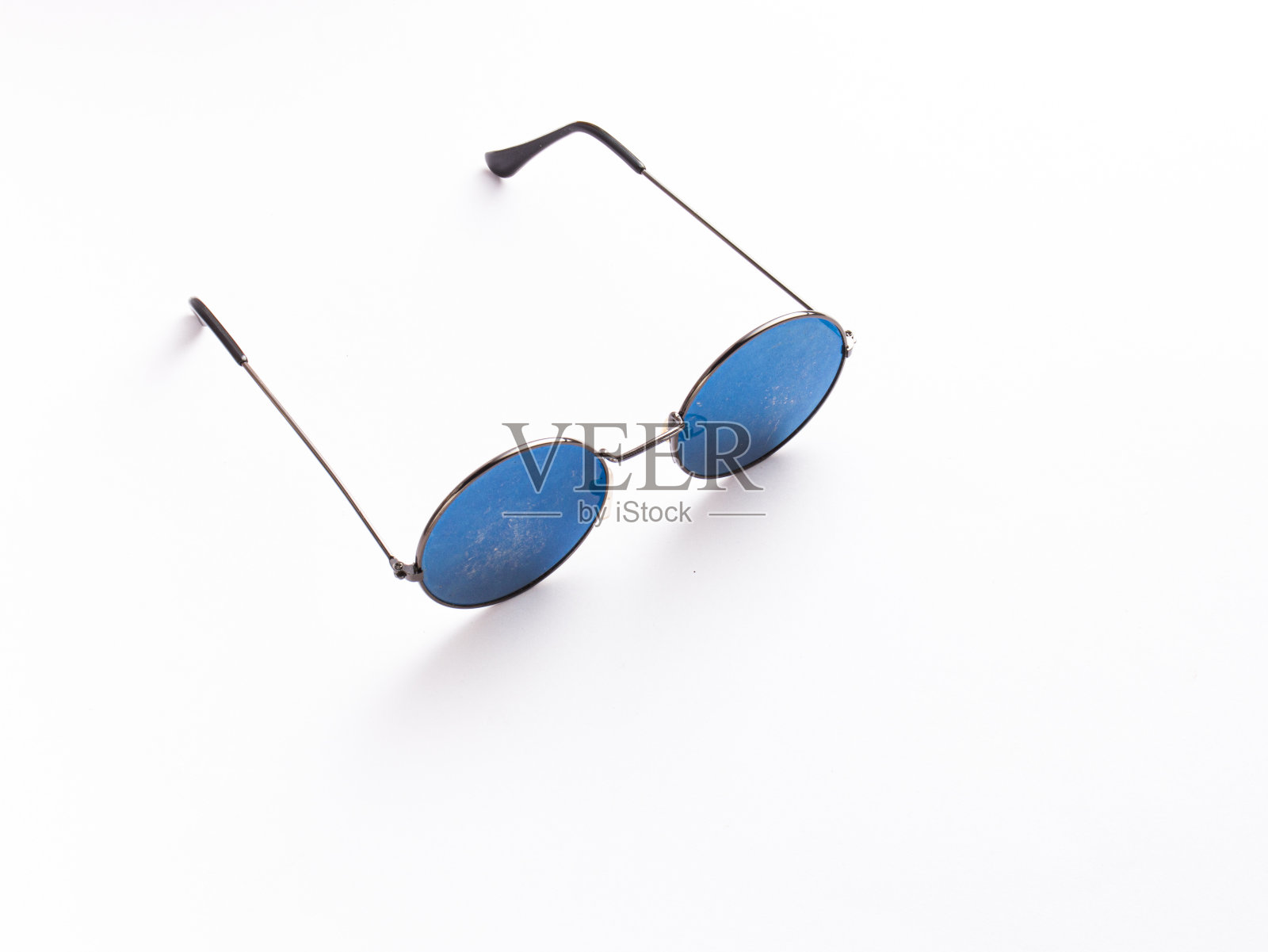 圆形太阳镜框架孤立的股票图像。照片摄影图片