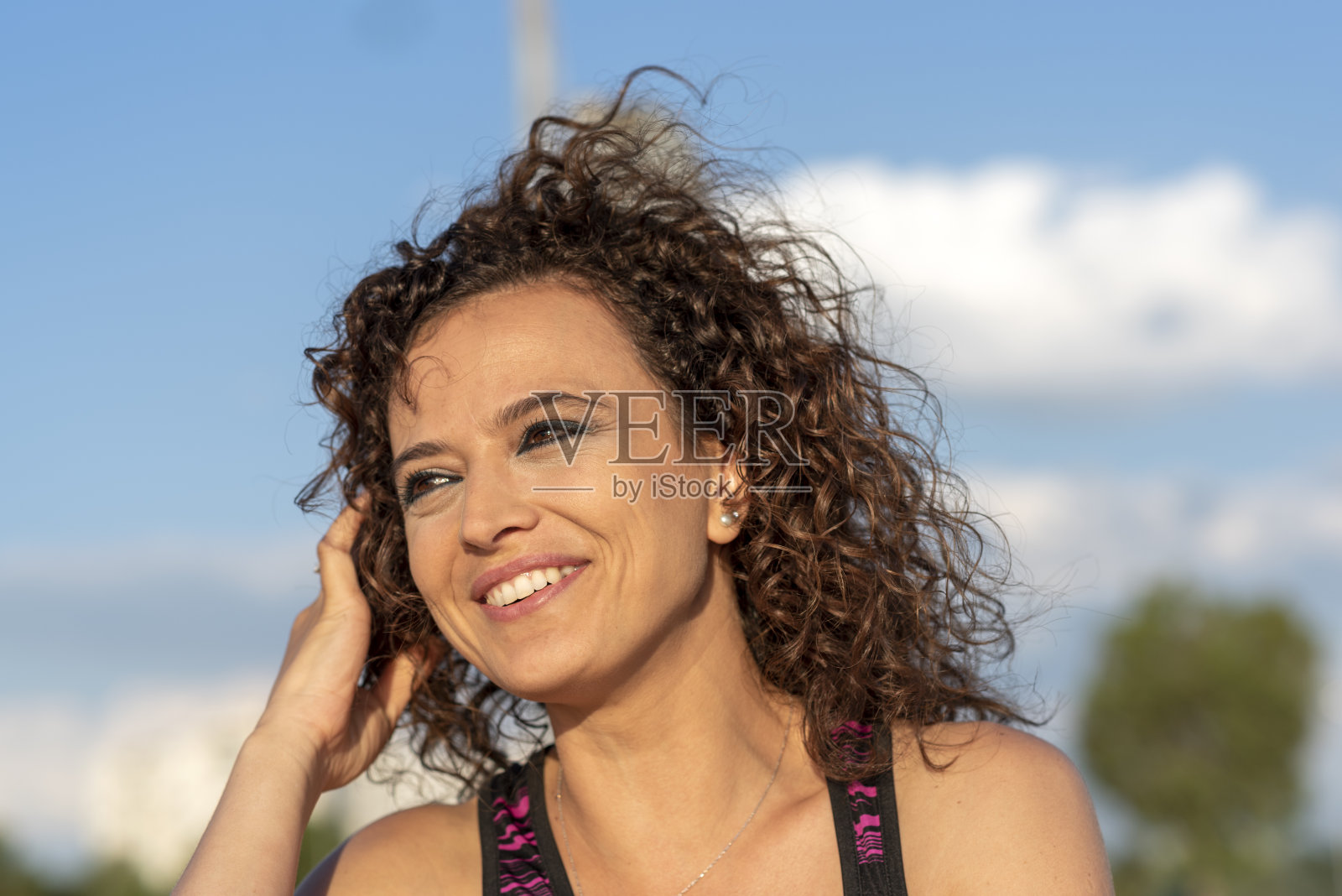 自然成熟的女人肖像照片摄影图片